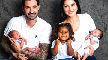 Sunny Leone celebrates Ganesh Chartuthi in fancy new house! Watch video!