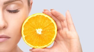 The Cult Ingredient in 2018: 5 Thing You Need to Know about Vitamin C