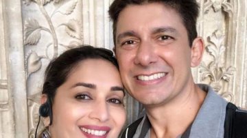 Madhuri Dixit & Sriram Madhav Nene Celebrate Their 19th Wedding Anniversary!