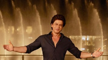 On Hearing About The Upcoming Wedding Of Deepika, Shah Rukh Khan Reveals He Wished To Hug Her