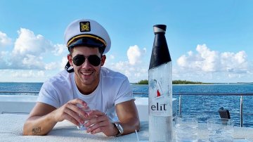 After Priyanka Chopra's Bachelorette, Nick Jonas Holds His Own Bachelor Party With His Boy Gang