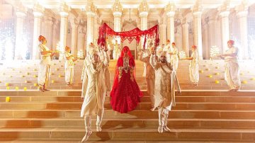 Unseen Drop-Dead Gorgeous Wedding Pictures Of Priyanka Chopra, Nick Jonas Are Going Viral