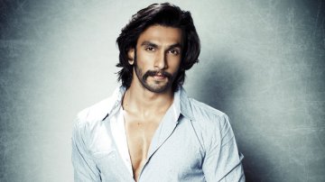 Ranveer Singh To Reach Another Brilliant Achievement With Kapil Dev biopic '83?