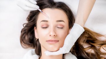 Top 7 Plastic Surgery Trends For 2019, According To Experts