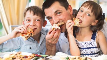 Becareful With Instagram As It Might Ruin Your Kid's Eating Habits