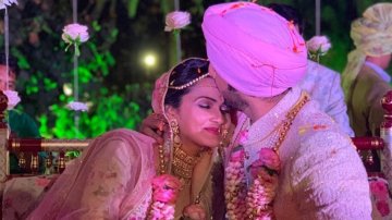 TV Actor Puru Chibber Shows Off His Stunning Wedding Pics With Roshni Banthia
