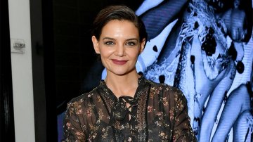 "Batman Begins" Star - Katie Holmes Shares A VERY Sexy Shot Of Her In A Flawless Outfit On Instagram