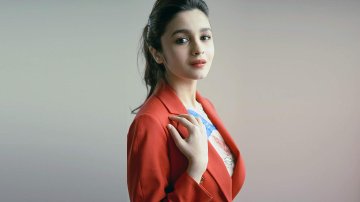 Alia Bhatt Gifts Houses To Two Important Men, Fans' Hearts Melt With Her Gestures