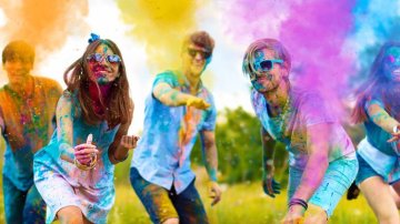 Happy Holi 2019: Safety Tips to Protect Your Skin You Cannot Miss!
