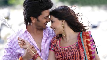 Here Are 7 Signs You Have Sought Your Perfect Partner, According To Relationship Therapists