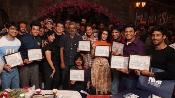 Sushant Singh Rajput And Shraddha Kapoor Finally Graduate From "Chhichhore"