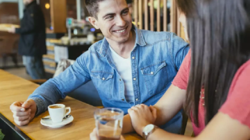 Top Six Common Things That Men Lie About While Going On A Dating With Someone