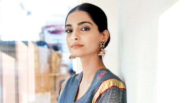 Sonam Kapoor Deeply Impresses Fans With Her Flawless Beauty Through A No-Makeup Photo