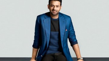 Prabhas Brushes-Up His Hindi To Dub For Multilingual "Saaho"