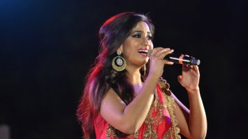 Singer Shreya Ghoshal Was Rejected To Carry Her Instruments Along By Singapore Airlines