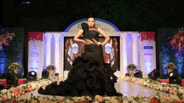 TV Actress Samiksha Jaiswal Wins Hearts At A Fashion Show