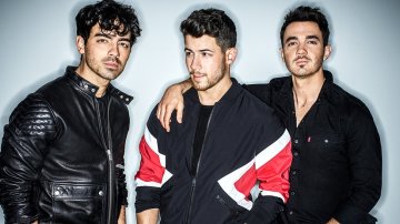 बधाई! जोनास ब्रदर्स 2019 के बिलबोर्ड के 50 टॉप गानों में नंबर एक पर