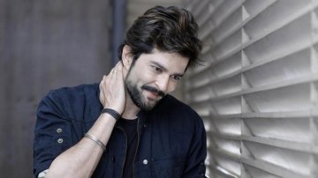 Raqesh Bapat In Talks To Participate In The Controversial Reality Show "Bigg Boss 13"