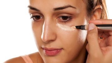 Makeup Guru: Top 5 Concealers That Will Cover Your Dark Circles In Seconds