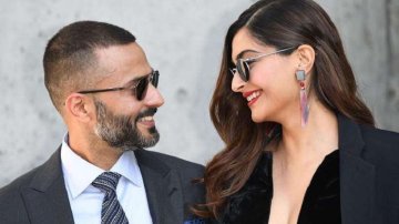 Sonam Kapoor And Anand Ahuja Sharing Sweet PDA In Kyoto Will Make You Admire And Jealous