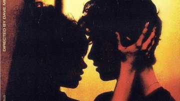 "Señorita": Steamy Music Video Of Shawn Mendes And Camila Cabello Out Now!