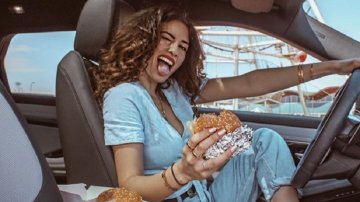 For Love Or For Food? 33 Per Cent Women Confessed To Have Been On "Foodie Call"