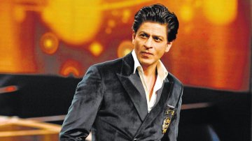Shah Rukh Khan Makes A Joke Of His Own Failure At The Box Office, Read More!