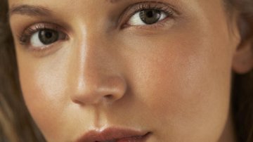 Top 5 Best Facial Creams For Oily Skin That Help You Look Fresh And Brighter All Day Long