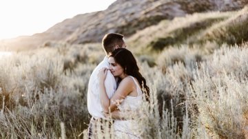5 Golden Secrets For Female To Possess Long-Lasting Happiness In A Relationship