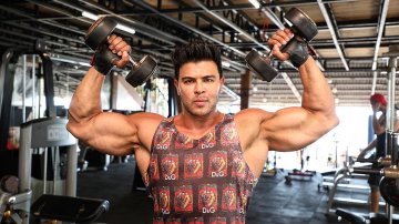 "Style" Actor Sahil Khan Is Making Us Green With Envy Over His Wealthy And Luxurious Life