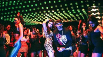 After "Char Bottle Vodka" Sunny Leone And Honey Singh Reunites For Next Track