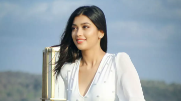 Digangana Suryavanshi In Rhea Chakraborty Out From “Dhanusu Raasi Neyargalae”