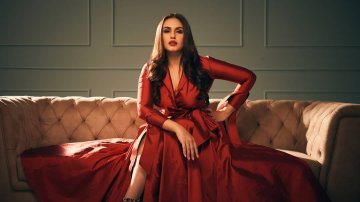 Huma Qureshi Turns Seductress For Cosmopolitan India July Cover
