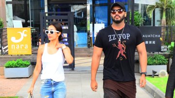 Arjun Kapoor And Malaika Arora Steal Some Time Of For A Romance Lunch Date, See Pics!