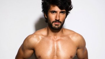 Aditya Seal Joins Kiara Advani On The Cast Of “Indoo Ki Jawani”