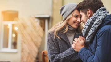 Single Mom: 8 Pratical Tips For Success In Starting A New Dating In Lifetime