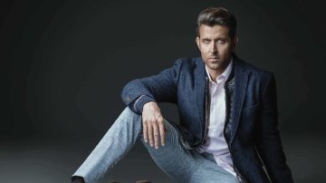 Hrithik Roshan Titled The Most Handsome Man In The World, Defeating Chris Evans And David Beckham!