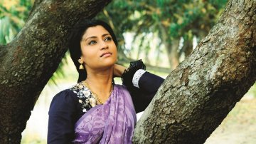Bollywood Actress Konkona Sen Sharma To Direct A Web Series For Zee5