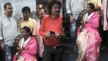 After "Teri Meri Kahaani", Instagram Sensation Ranu Mandol Records Iconic Song "Dafaliwale"