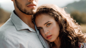 5 Ways To Survive A Toxic Relationship Before It Ruins Your Life