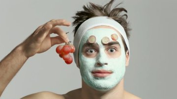 Dry And Sensitive Skin? Here Are 5 Best Face Masks For Indian Men You MUST Try!