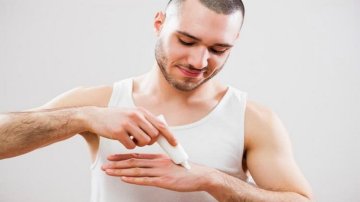 5 Things You Must Remember Before Buying An Anti-Ageing Cream