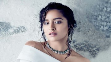 "छिछोरे" स्टार श्रद्धा कपूर महिला-केंद्रित फिल्म करने में उत्सुक