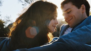 6 Films About Best-Friends-Turn-Lover That Will Brighten Your Day