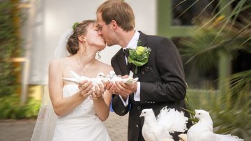 Marriage Life 101: 5 Challenges You Should Be Ready To Face After Tying The Knot