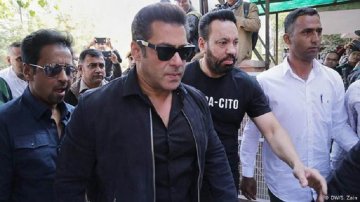 सलमान खान के बंगले के केयरटेकर को डकैती के लिए किया गया गिरफ्तार