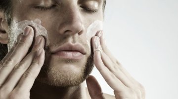 Top 7 The Best Face Moisturizers For Men Skincare Routine In 2019