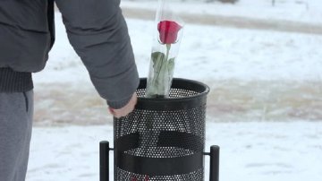 8 प्रभावी तरीके जिससे अलग होने के दर्द को छोड़ेंगे और आगे बढ़ेंगे