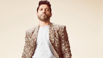 Farhan Akhtar Plans His Next Directorial Offering? All Deets Inside!