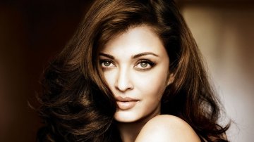 Aishwarya Rai Bachchan To Fly Off To Italy To Celebrate Her 46th Birthday
